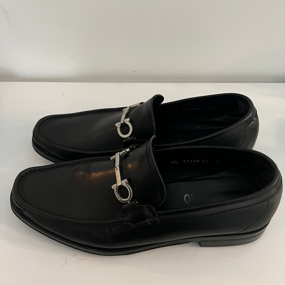 Salvatore Ferragamo Classic Loafers size 10 - Picture 4 of 4